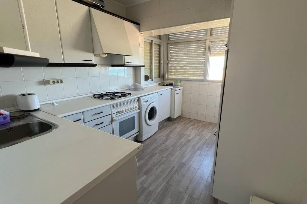 Apartamento Con Acceso Directo A La Playa Leilighet Valencia Eksteriør bilde