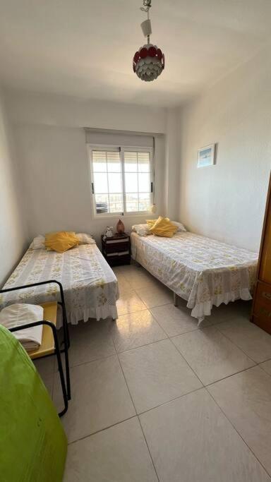 Apartamento Con Acceso Directo A La Playa Leilighet Valencia Eksteriør bilde